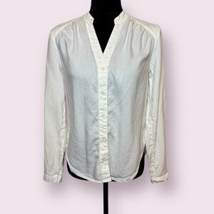 Anthropologie Cloth & Stone White Button Up Top Size XS 100% Lyocell V-Neck